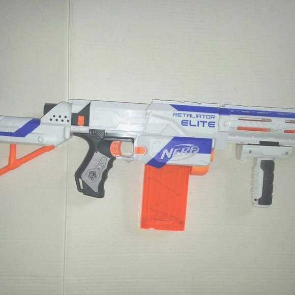 White Nerf N-Strike Elite Retaliator Blaster - Picture 3 of 5